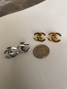 Logo mini earring