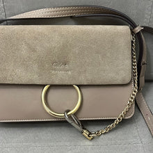 Load image into Gallery viewer, Preloved small grey Faye
