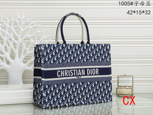 CD large square tote